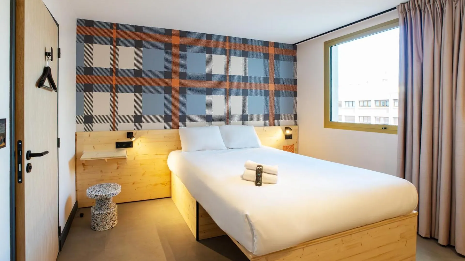 Easyhotel Marseille Euromed 2*,  France